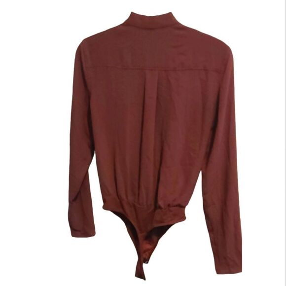 Aritzia Babaton Rust Plunging Deep V Bodysuit - Picture 5 of 9